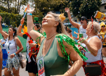 SBC retoma tradições de Carnaval com desfile técnico de escolas de samba