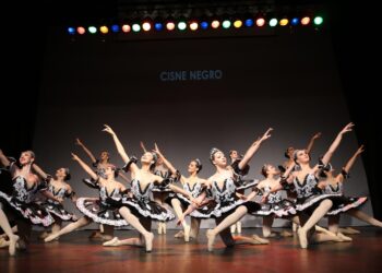 Escola de Bailado de São Caetano abre inscrições para vagas remanescentes