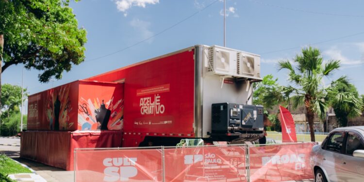 Carreta do Ateliê Criativo já esta em Mauá para curso de corte e costura gratuito