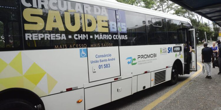 Circular da Saúde de Santo André transporta 200 mil pessoas em quatro meses de operação