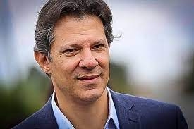 De saída, Haddad deixa legado de mais impostos, mais gastos e dívida explosiva
