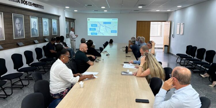 Conselho da Cidade e secretarias debatem o Programa Drenar São Caetano