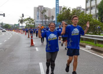 Mais de 1000 pessoas participam do Corre com a Gente do Dia das Mulheres