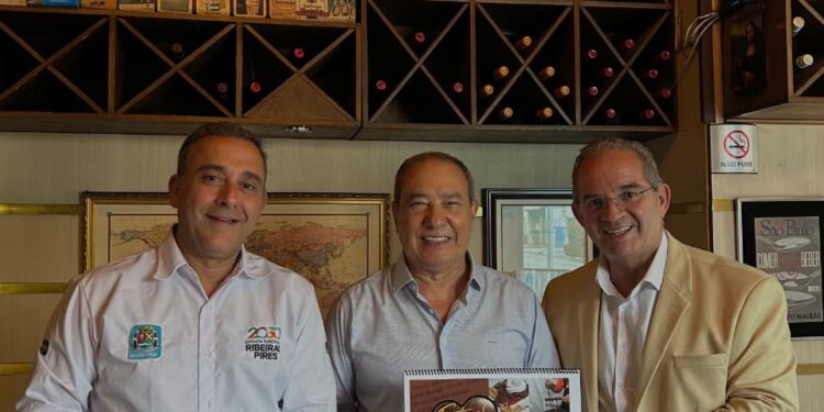 Ribeirão Pires apresenta proposta de apadrinhamento do Festival do Chocolate à rede Chocolândia