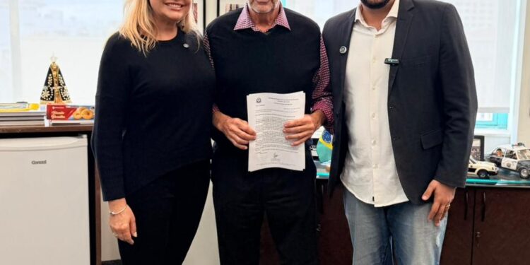 Carla Morando solicita nova unidade de DDM para São Caetano e reforça pedido para Santo André