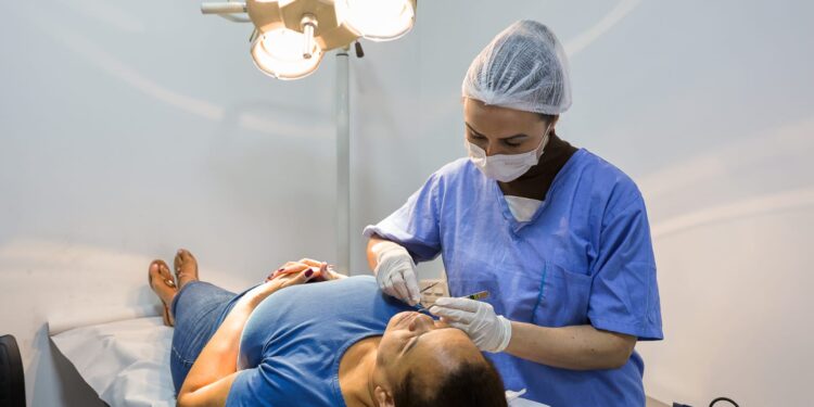 Pacientes aprovam qualidade e agilidade na realização de pequenas cirurgias plásticas em SCS