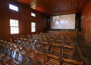 Cine Lyra de Paranapiacaba ganha novas sessões com exibição de clássicos e filmes nacionais