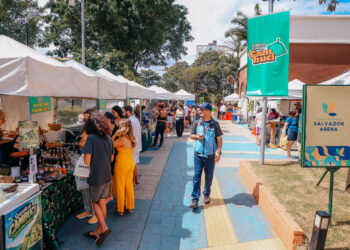 Festival do Cambuci leva milhares de pessoas ao Parque Salvador Arena, em São Bernardo