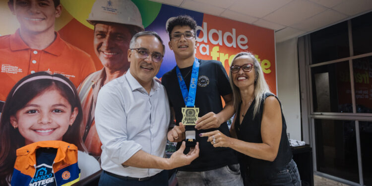 Andrew Silva do Carmo conquista bronze no Campeonato Europeu Sub-15 de Jiu-Jitsu na Irlanda