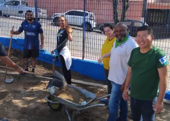10º mutirão do Transforma Diadema leva cerca de 160 voluntários à EMEB Rachel de Queiroz