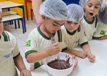 Páscoa Saudável transforma ingredientes em aprendizado em escola de Ribeirão Pires