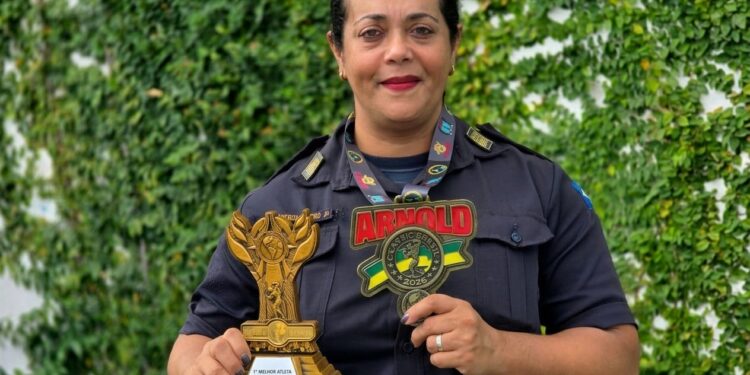 Inspetora-chefe da GCM de São Caetano conquista título no Arnold South America 2026