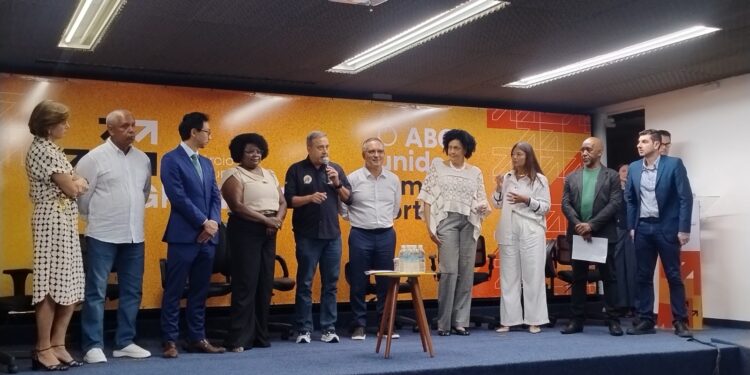 Diadema assina Pacto Regional Antirracismo