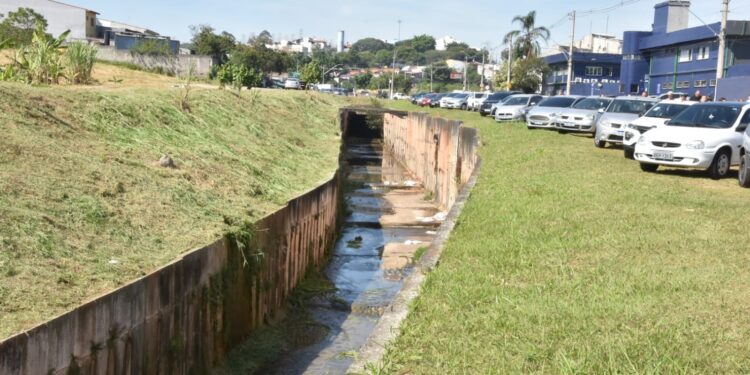 Governo de São Paulo levará exemplo do programa Água Limpa, Córrego Vivo para todo o estado