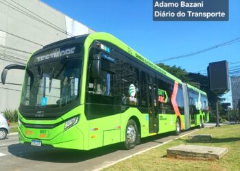 Tarcísio diz que BRT-ABC terá trecho inaugurado ainda neste ano, que vai comprar mais trens para a linha 10-Turquesa e começará a linha-20 pelo ABC