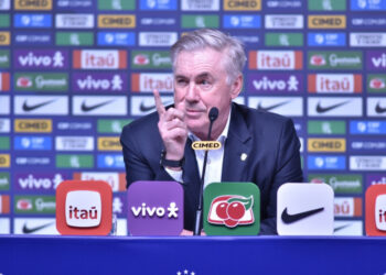 Com Neymar, Ancelotti convoca Seleção para disputa da Copa