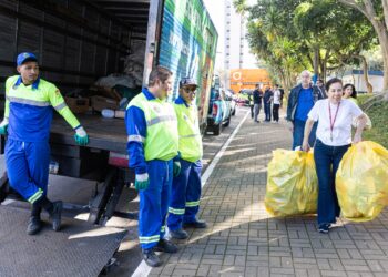 EcoSanca beneficia famílias no Bairro Santa Paula, em SCS, com troca de recicláveis