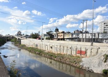 Rio Tamanduateí recebe obras de contenção em Santo André e passará por desassoreamento