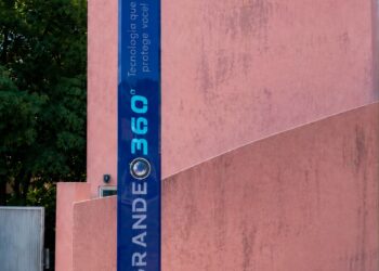 RGS reforça segurança da Etec com totem de monitoramento do programa Rio Grande 360º