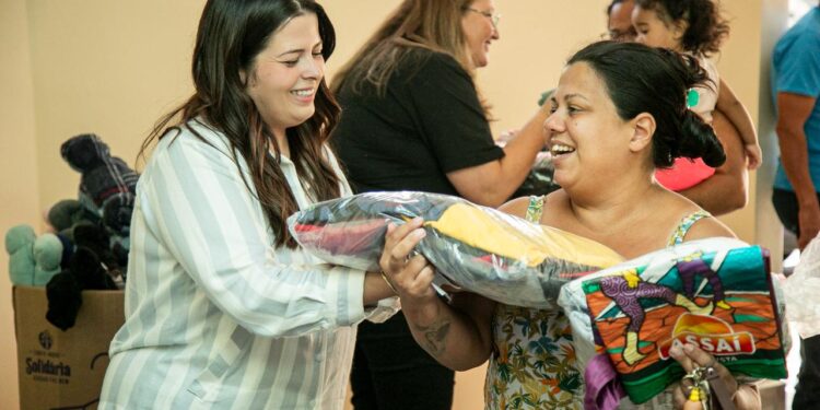 Jéssica Roberta reforça campanha para ampliar doações de inverno em Santo André