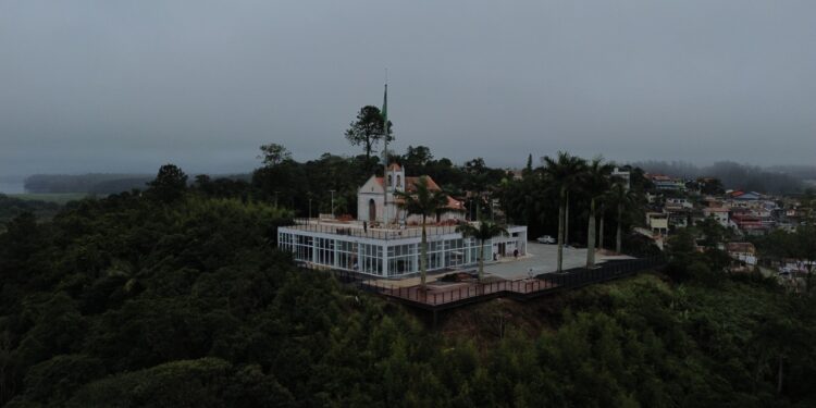 RP recebe propostas até dia 28 para concessão de espaços comerciais no Mirante Santo Antônio