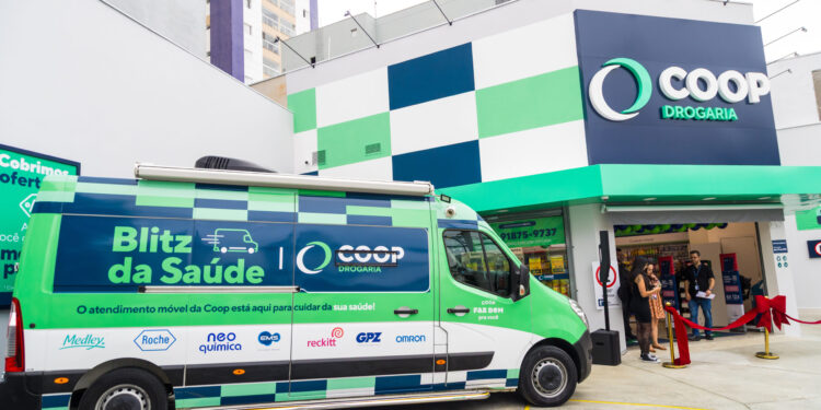 Programa social da COOP realiza exames gratuitos de saúde no ABC