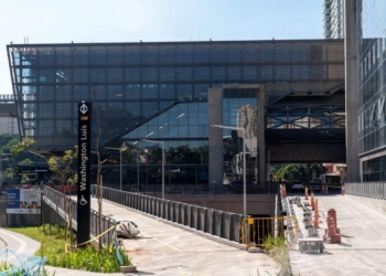 Tarcísio de Freitas descarta privatizar Metrô e operação da linha 17 deve continuar sendo estatal