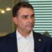 Flávio Bolsonaro discursa contra o crime e a fome em evento em SP