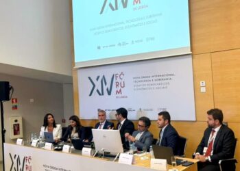Gilvan Ferreira apresenta modelo de monitoramento inteligente de SA em Fórum de Lisboa