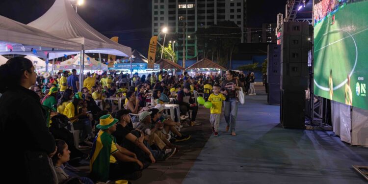 Telão no centro de Diadema vai transmitir Brasil x Haiti, nesta sexta