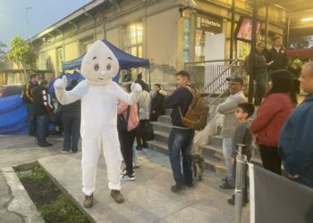 RGS promove vacinação contra a gripe e a febre amarela em pontos de grande circulação da cidade