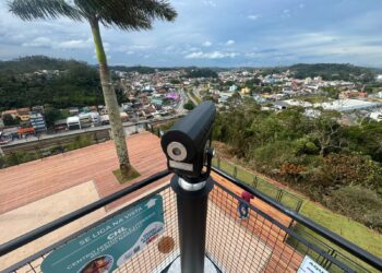 Mirante Santo Antônio é revitalizado e ganha binóculo panorâmico 360º