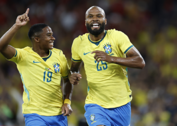 Brasil goleia o Panamá por 6 a 2 em despedida antes da Copa