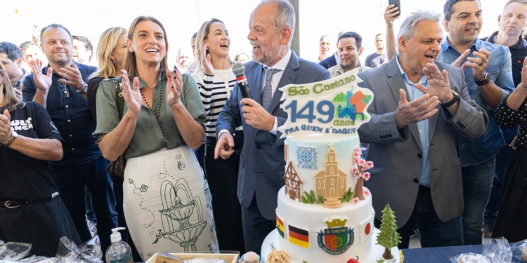 No aniversário de São Caetano, prefeito anuncia o restauro da primeira igreja da cidade