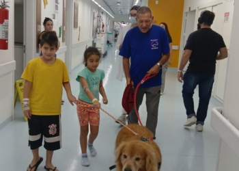 Hospital de Urgência de São Bernardo recebe visita de cães terapeutas