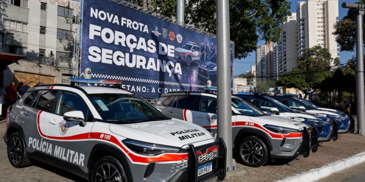 São Caetano entrega as novas viaturas da frota de Segurança do município