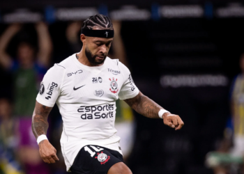 Diniz exalta Memphis decisivo: “Ele tem brilho”