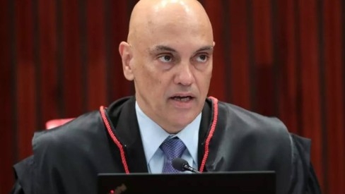 Moraes nega visita de filhos a Jair Bolsonaro no Dia dos Pais