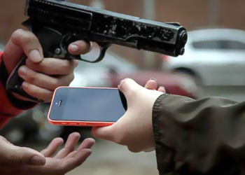 Celular roubado: veja como identificar sinais de irregularidade no aparelho e o que fazer
