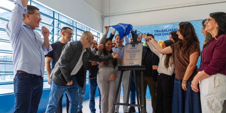 Diadema entrega 15ª unidade reformada pelo programa Escola Bonita