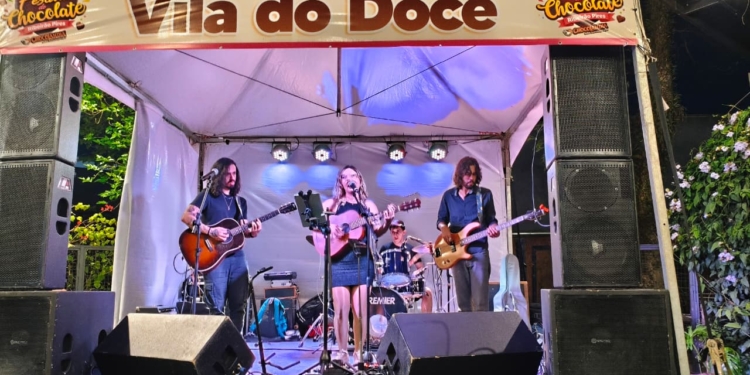 Festival do Chocolate transforma palco principal em cenário de sonhos e reúne talentos do Grande ABC