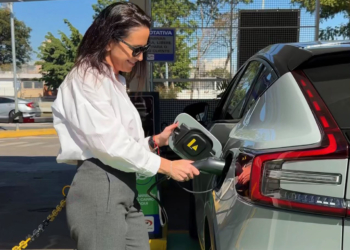 FUABC e FMABC inauguram carregadores para veículos elétricos no campus universitário