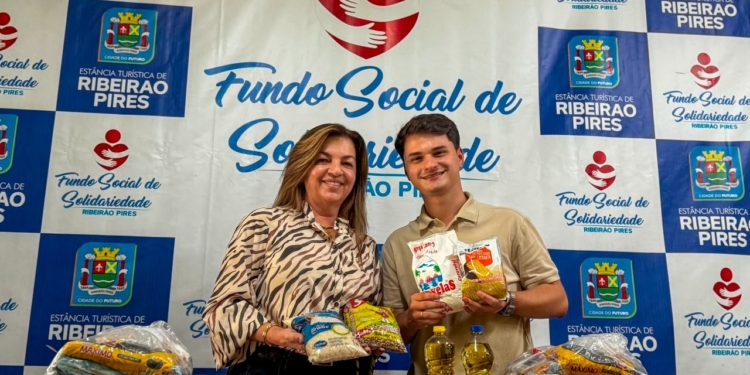 Fundo Social de RP recebe mais de 100 kg de alimentos arrecadados em campeonato de futevôlei
