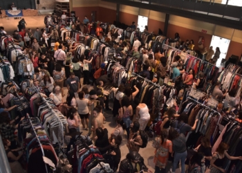 Feira de Brechós realiza saldão em Santo André neste domingo