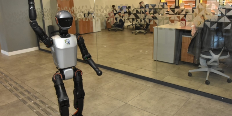 Parque Tecnológico de SA abre vagas para oficina sobre robôs móveis e humanoides