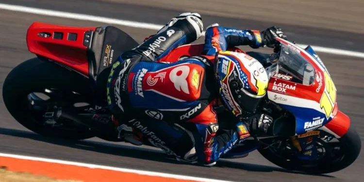 Filip Salac vence corrida caótica da Moto2 em Silverstone