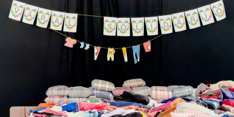 Cabide Solidário Itinerante’ e leva bazar gratuito de roupas no Pós-Balsa, em SBC