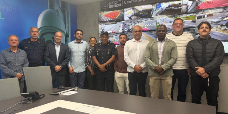 Ribeirão Pires realiza visita técnica a São Caetano para troca de experiências em tecnologia e segurança