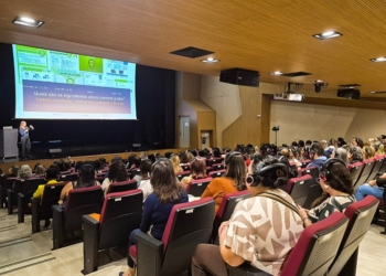 Mês da Primeira Infância tem início em Diadema com palestra de professora de Harvard