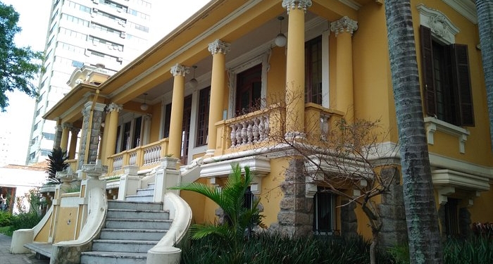Casa do Olhar abre inscrições para oficina gratuita de esculturas com papel
